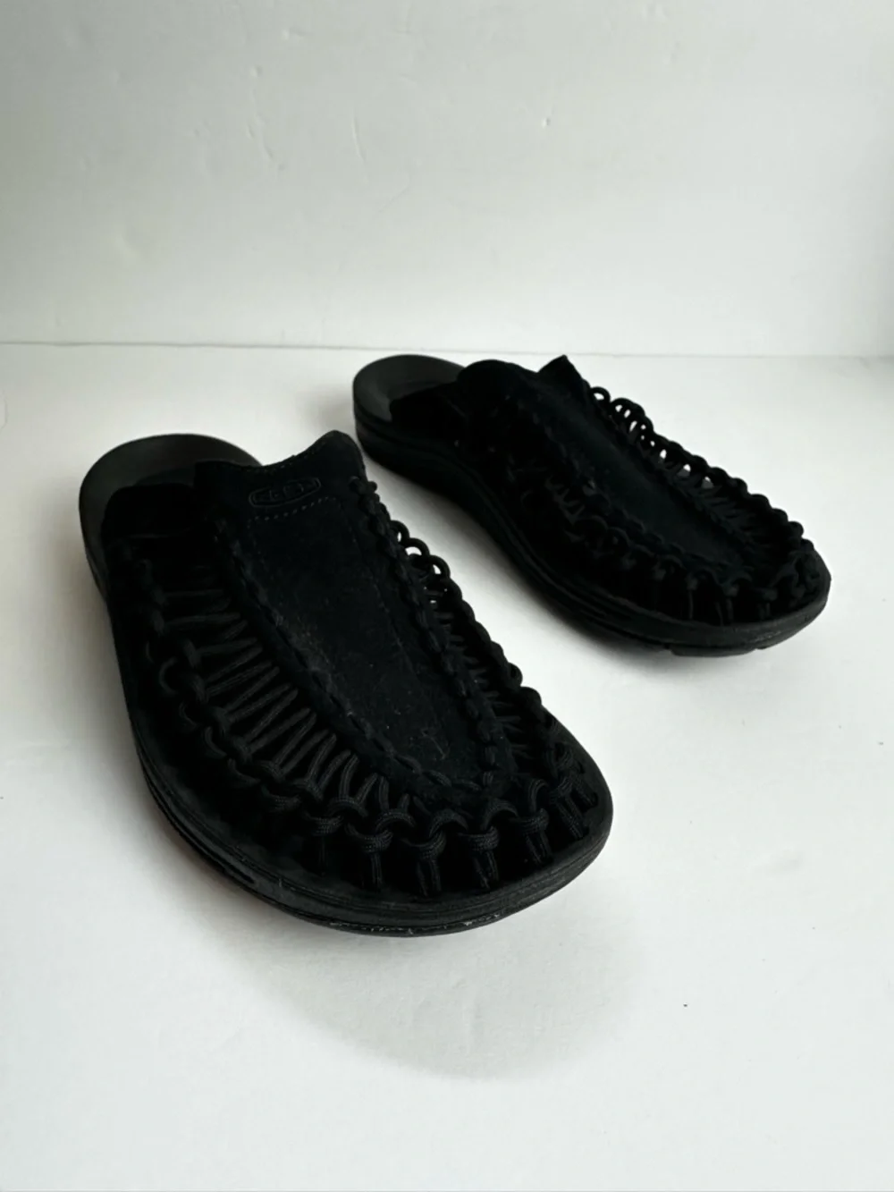 Keen Uneek Slides Women's Size 6.5 EU 37 Shoes Black Open Back Paracord Gorpcore - Picture 8 of 8